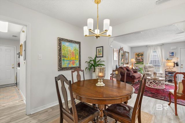 214 W Sycamore Avenue, Foley, AL 36535