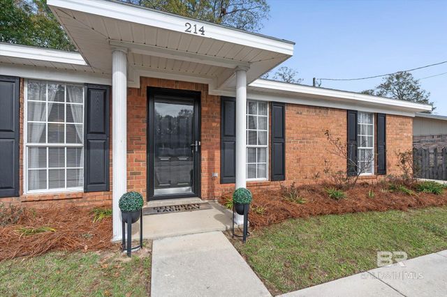 214 W Sycamore Avenue, Foley, AL 36535
