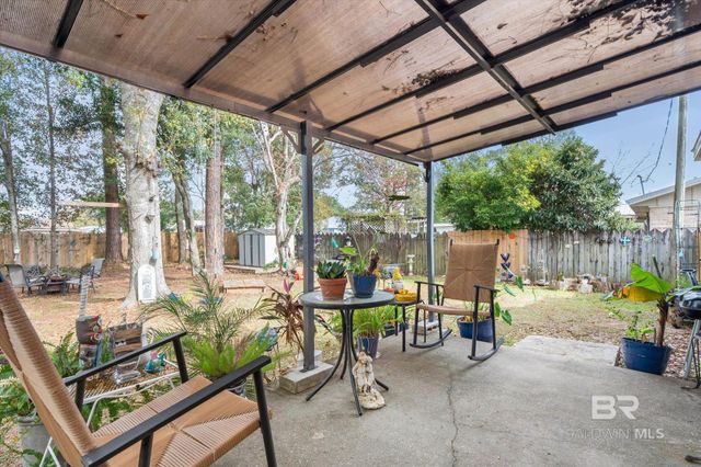 214 W Sycamore Avenue, Foley, AL 36535