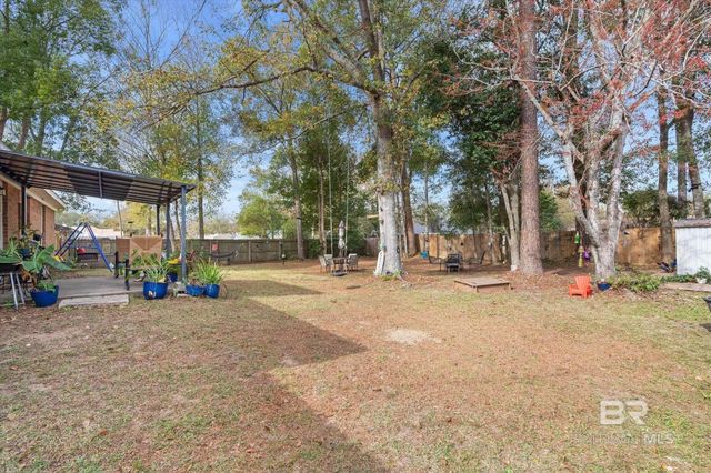 214 W Sycamore Avenue, Foley, AL 36535