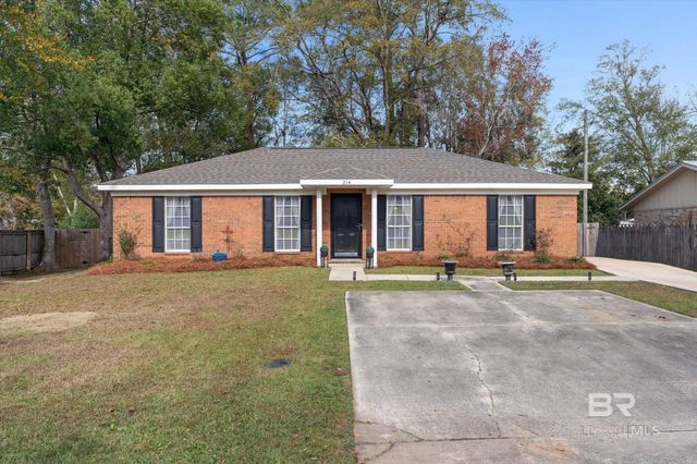 214 W Sycamore Avenue, Foley, AL 36535