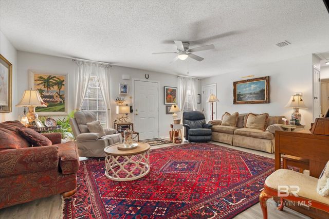 214 W Sycamore Avenue, Foley, AL 36535