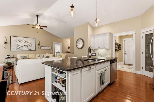 5178 Pebblestone Lane, Saginaw Twp, MI 48603
