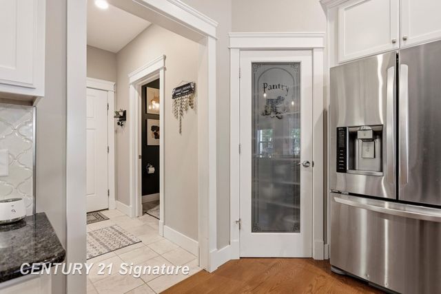5178 Pebblestone Lane, Saginaw Twp, MI 48603
