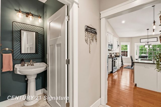 5178 Pebblestone Lane, Saginaw Twp, MI 48603