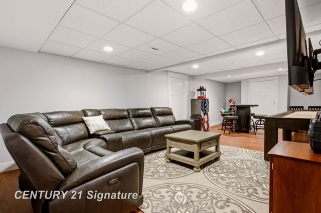 5178 Pebblestone Lane, Saginaw Twp, MI 48603