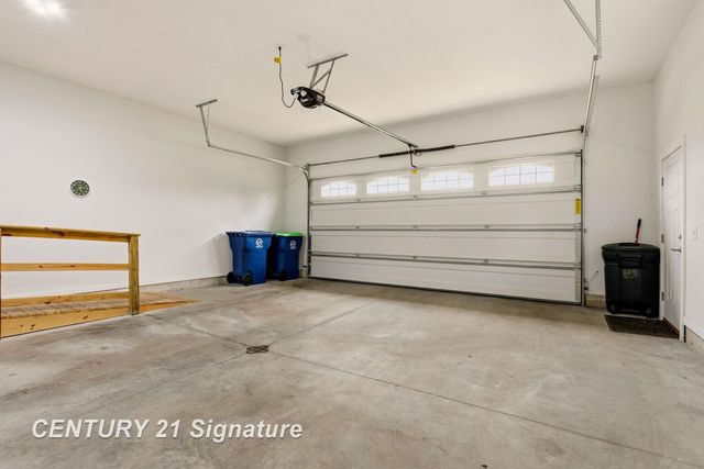 5178 Pebblestone Lane, Saginaw Twp, MI 48603