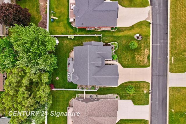 5178 Pebblestone Lane, Saginaw Twp, MI 48603