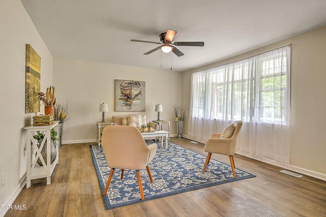 1091 Shipley Ferry Road, Blountville, TN 37617