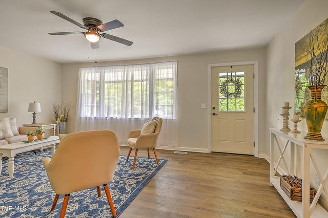 1091 Shipley Ferry Road, Blountville, TN 37617