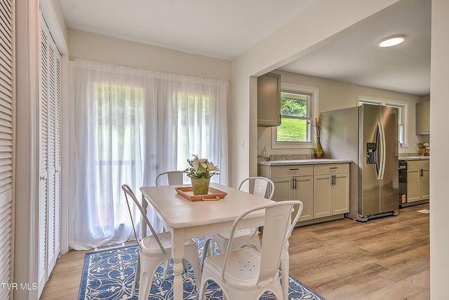 1091 Shipley Ferry Road, Blountville, TN 37617