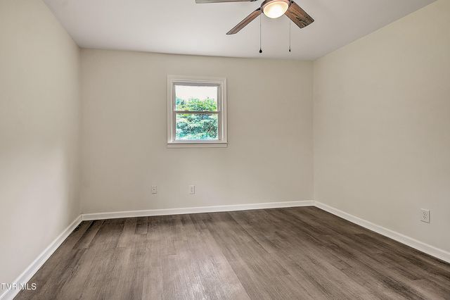 1091 Shipley Ferry Road, Blountville, TN 37617