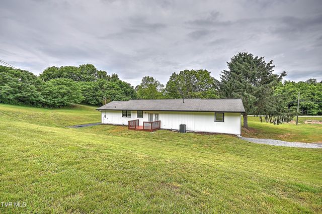1091 Shipley Ferry Road, Blountville, TN 37617