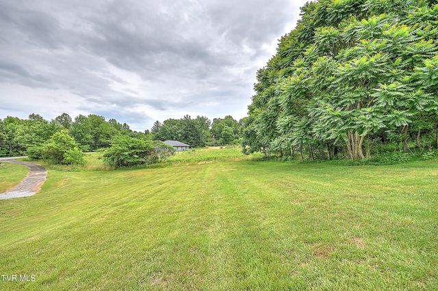 1091 Shipley Ferry Road, Blountville, TN 37617