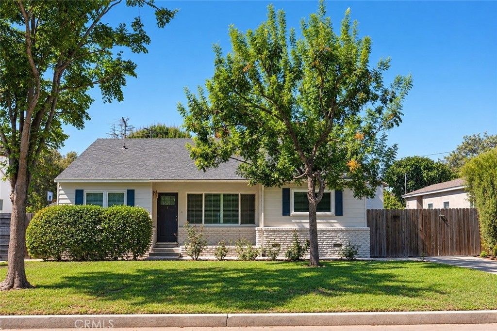 6015 Sunnyslope Ave, Van Nuys, CA 91401 — exterior