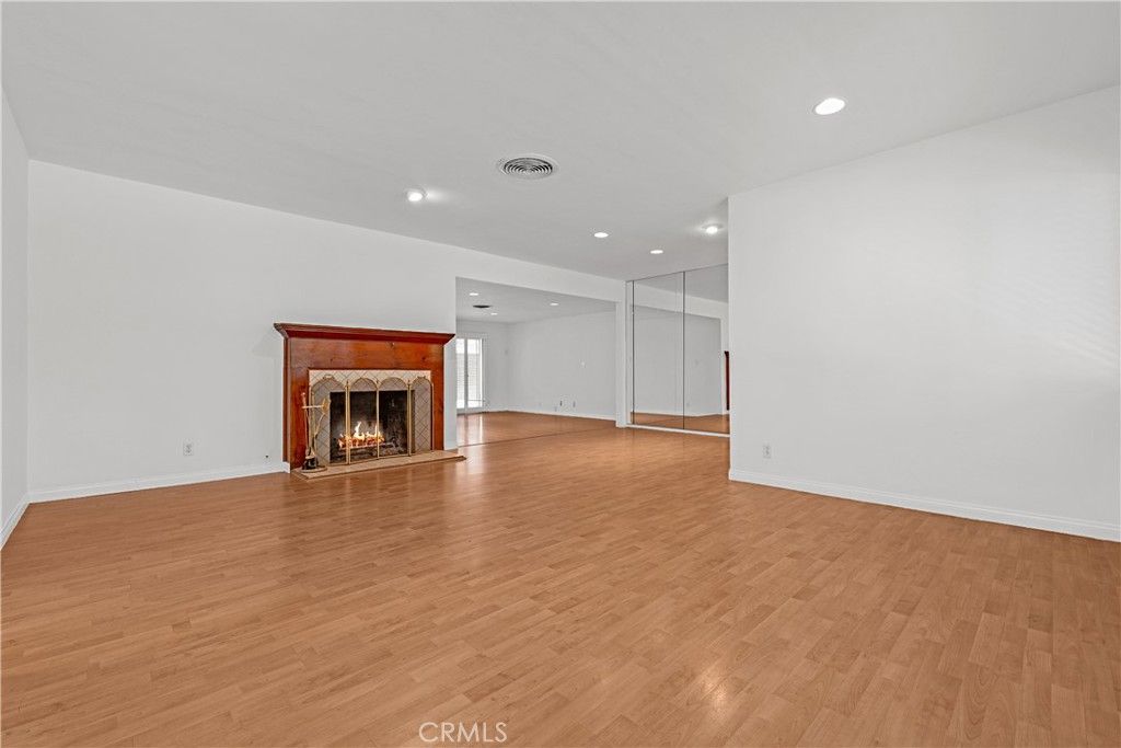 6015 Sunnyslope Ave, Van Nuys, CA 91401 — photo 3