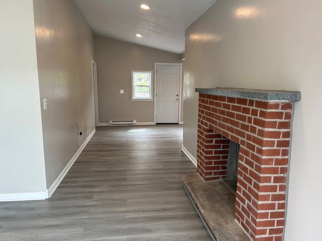 100 Westminster Rd, Weymouth, MA 02189