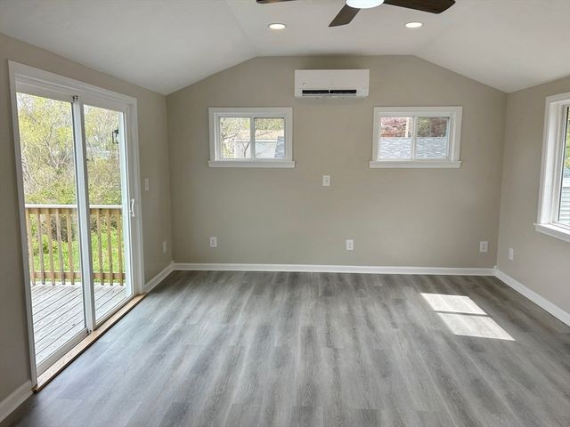 100 Westminster Rd, Weymouth, MA 02189