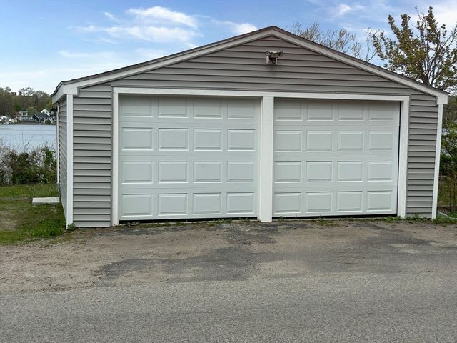 100 Westminster Rd, Weymouth, MA 02189