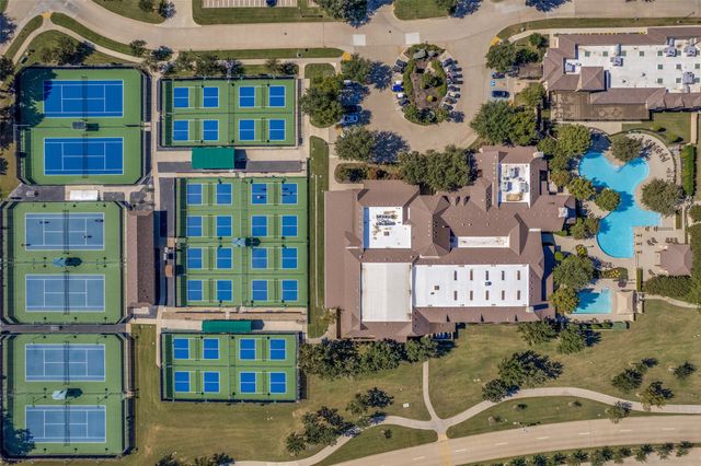 9900 Silver Rock Way, Denton, TX 76207