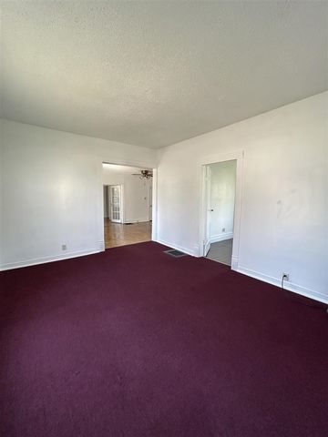 714 N Maple Grove Avenue, Hudson, MI 49247
