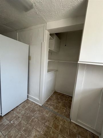 714 N Maple Grove Avenue, Hudson, MI 49247
