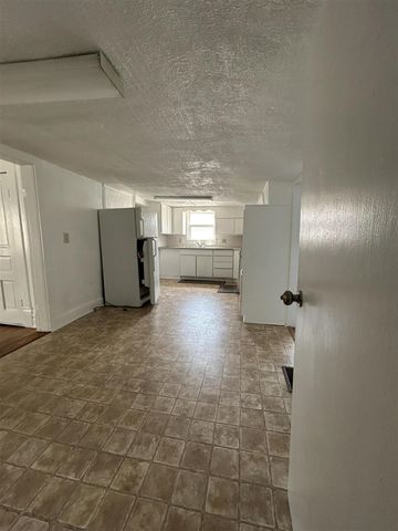 714 N Maple Grove Avenue, Hudson, MI 49247