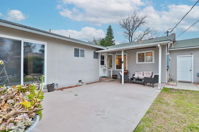 1609 Augusta Ct, Modesto, CA 95350