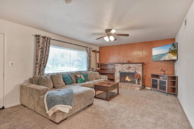 1609 Augusta Ct, Modesto, CA 95350