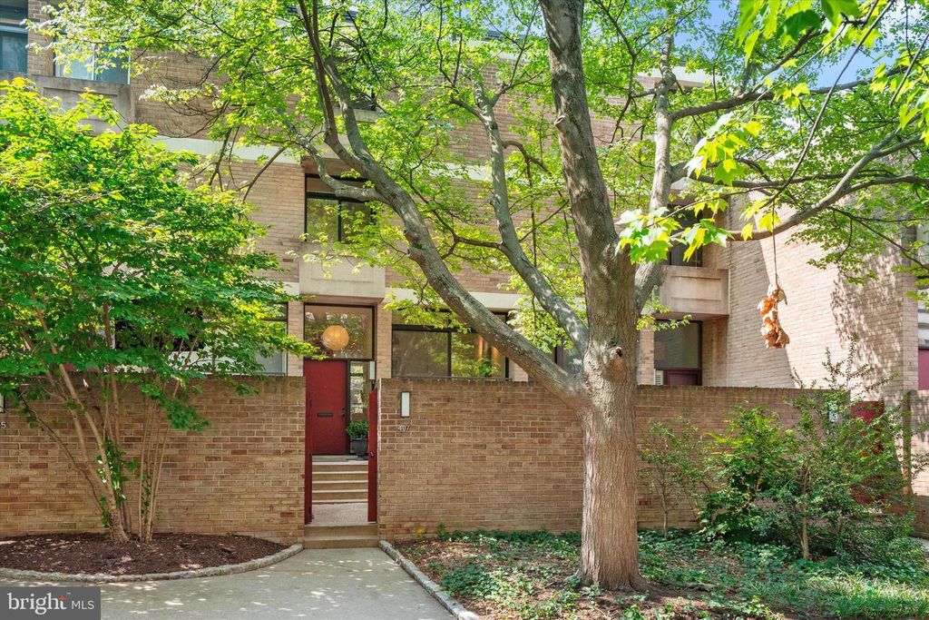 407 N ST SW #4, Washington, DC 20024