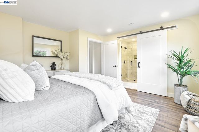 100 Sonia St., Oakland, CA 94618