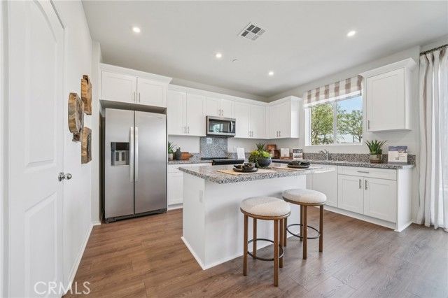 13602 Flying Cloud Way, Victorville, CA 92394