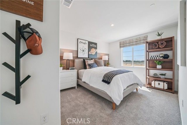 13602 Flying Cloud Way, Victorville, CA 92394