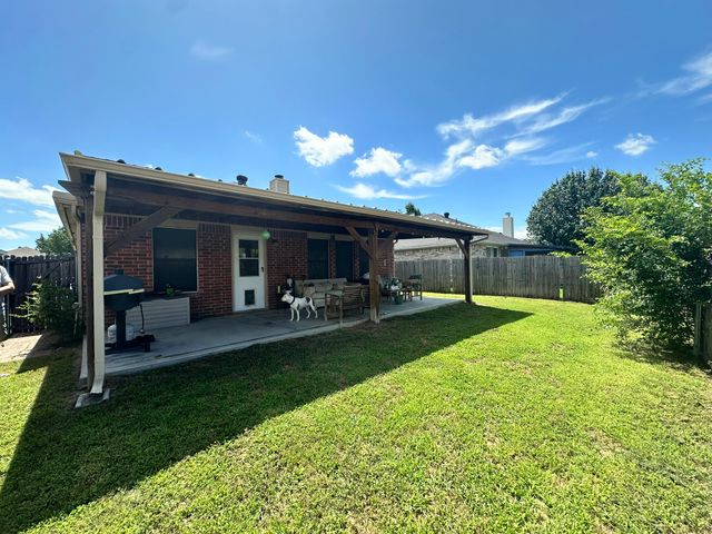 6809 Bear Hollow Lane, Watauga, TX 76137