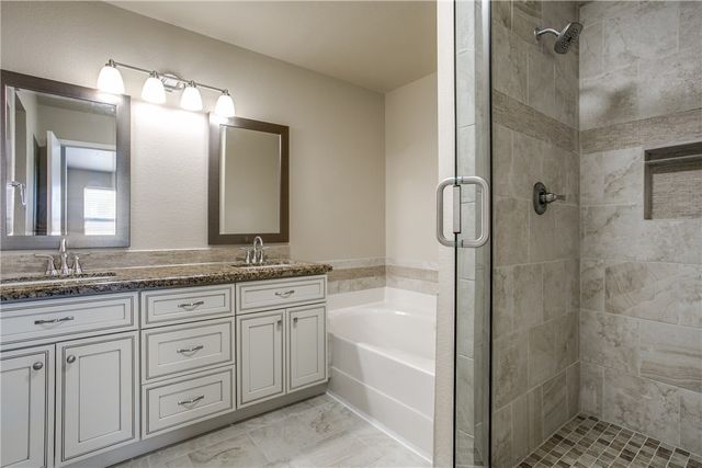 6809 Bear Hollow Lane, Watauga, TX 76137