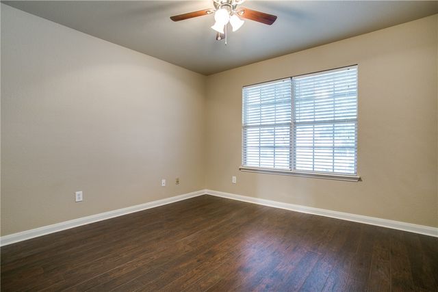6809 Bear Hollow Lane, Watauga, TX 76137