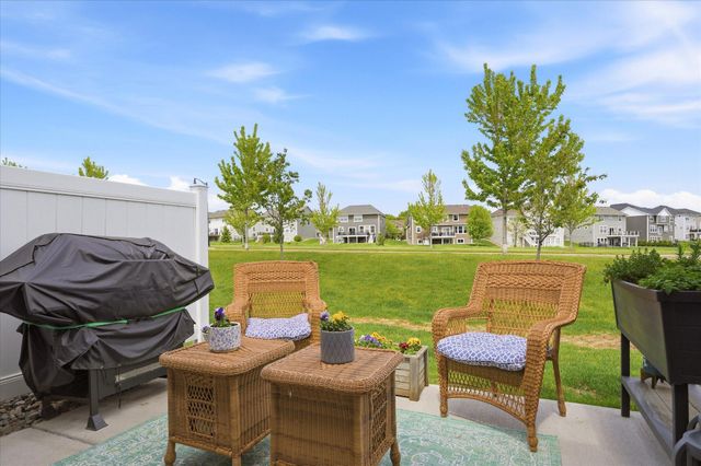 9650 4th Street N, Lake Elmo, MN 55042