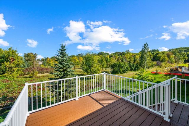 1974 S Lusitano Street, Shakopee, MN 55379