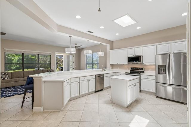 567 VILLA PARK RD, Poinciana, FL 34759