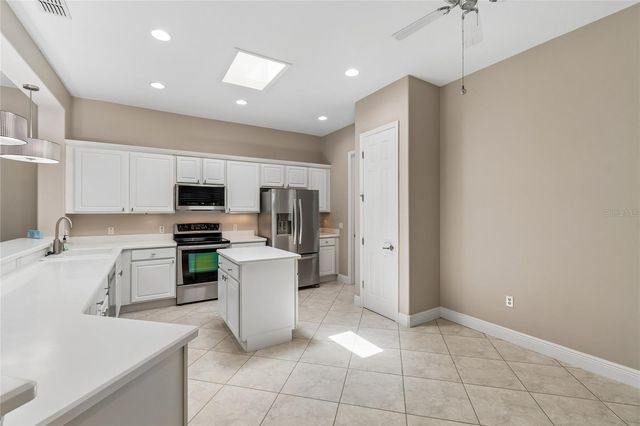 567 VILLA PARK RD, Poinciana, FL 34759