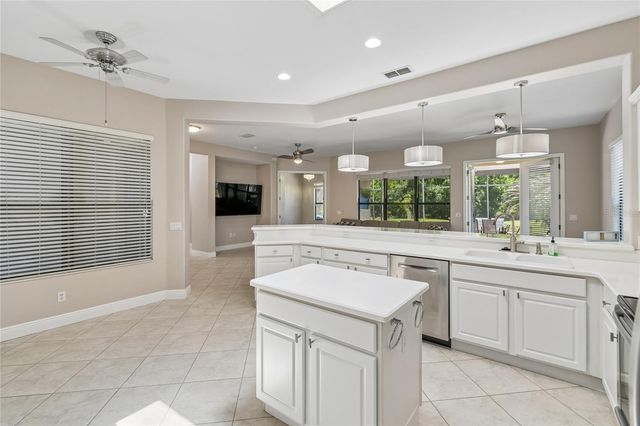 567 VILLA PARK RD, Poinciana, FL 34759