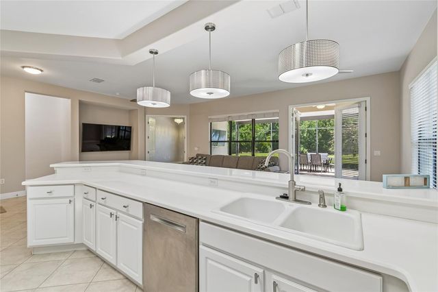 567 VILLA PARK RD, Poinciana, FL 34759