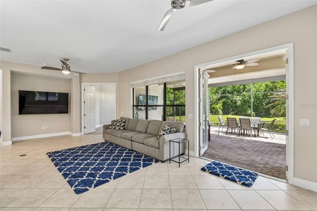 567 VILLA PARK RD, Poinciana, FL 34759