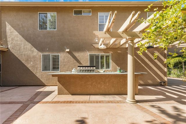 20871 Betron Street, Woodland Hills, CA 91364
