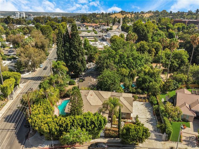 20871 Betron Street, Woodland Hills, CA 91364