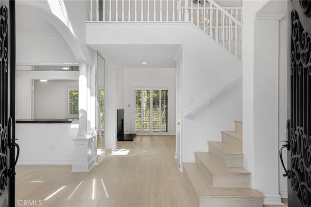 20871 Betron Street, Woodland Hills, CA 91364