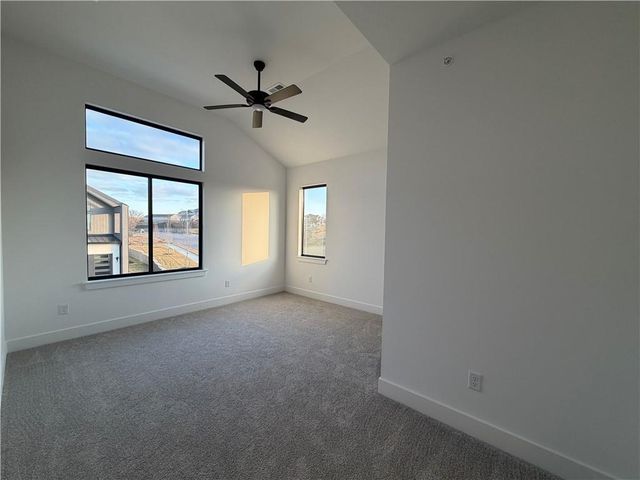 22158 W 116th Terrace, Olathe, KS 66061