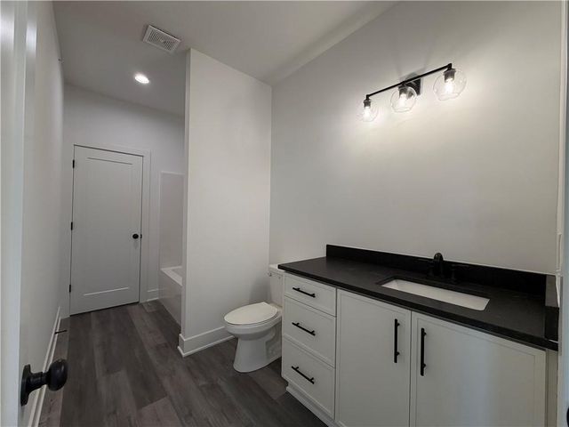 22158 W 116th Terrace, Olathe, KS 66061