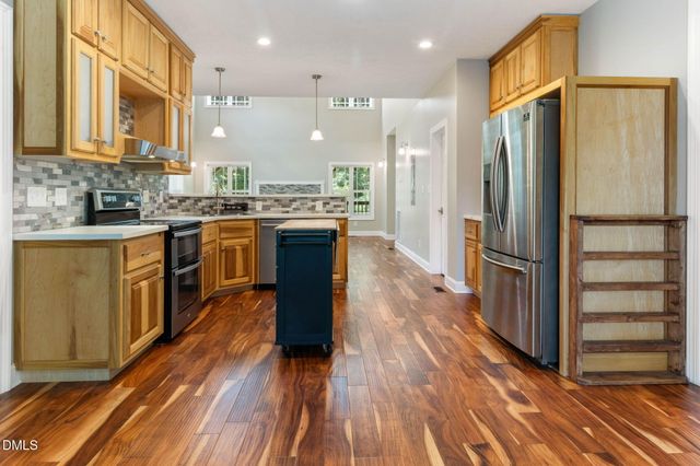 5232 Farmall Drive, Fayetteville, NC 28306