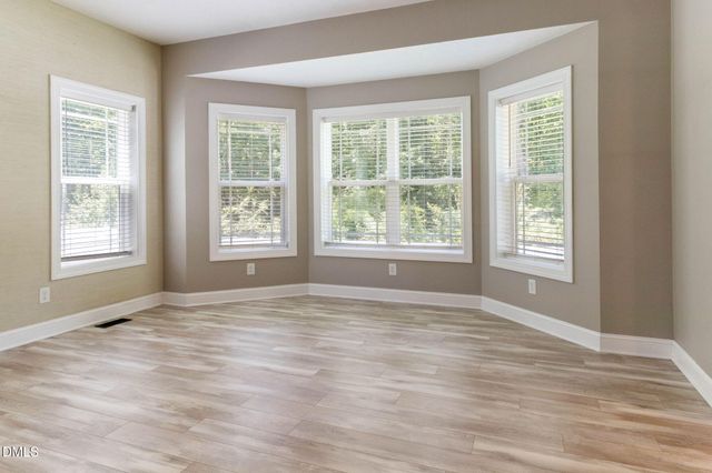 5232 Farmall Drive, Fayetteville, NC 28306